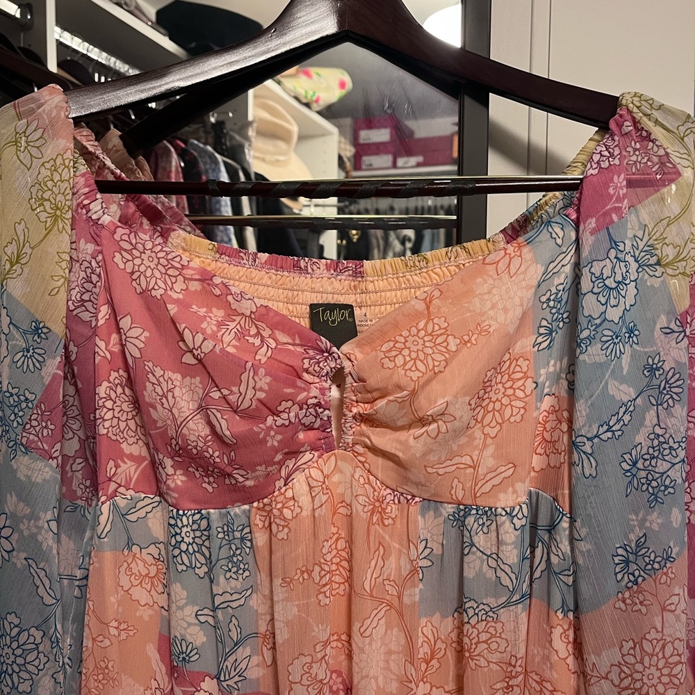 NWOT TAYLOR Floral Patchwork Print Sweetheart Neckline Maxi Dress SIZE 4 - Picture 5 of 7